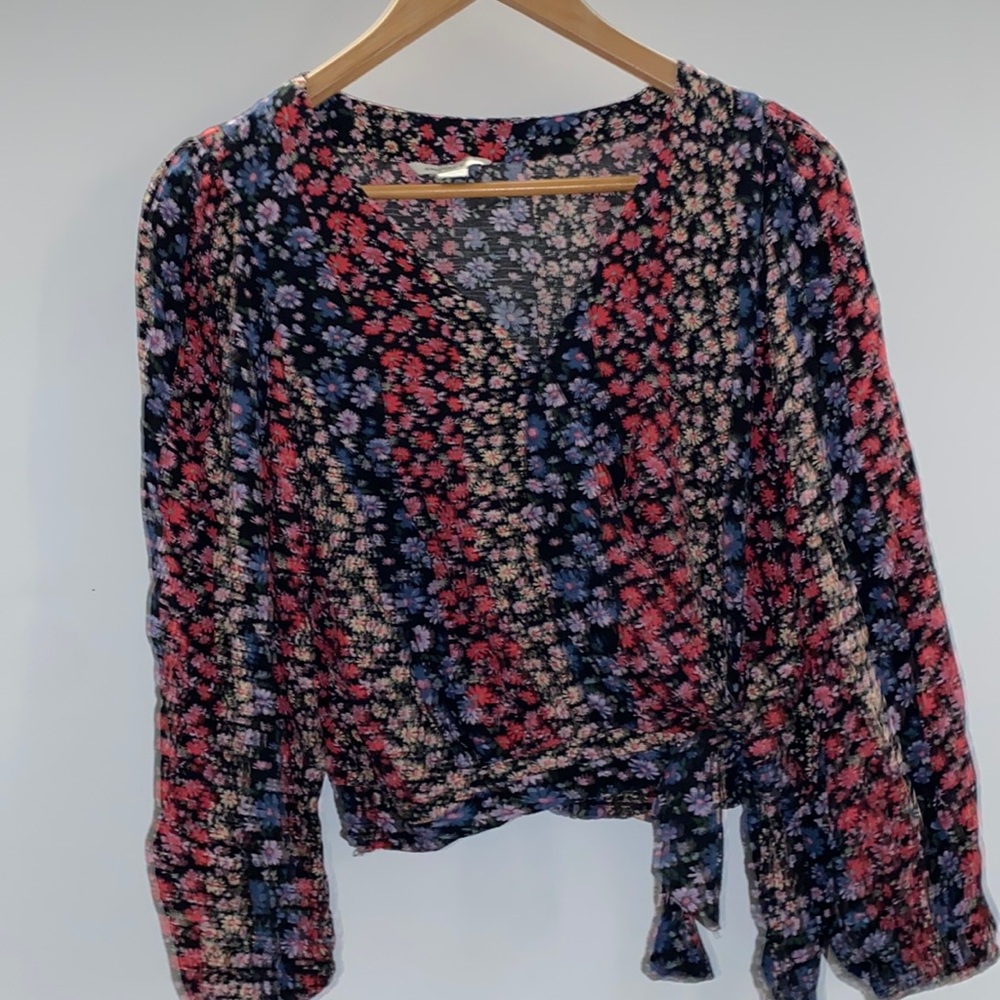 Pretty floral top